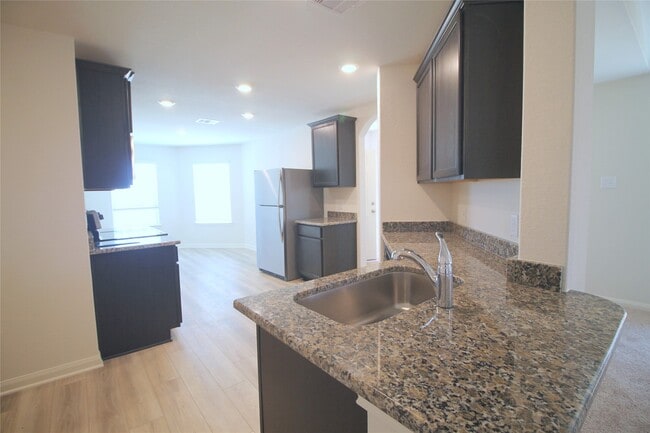 Building Photo - 8031 Vacek Meadows Loop