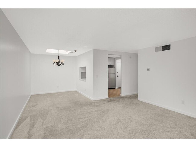 Building Photo - 7500 Cahill Rd