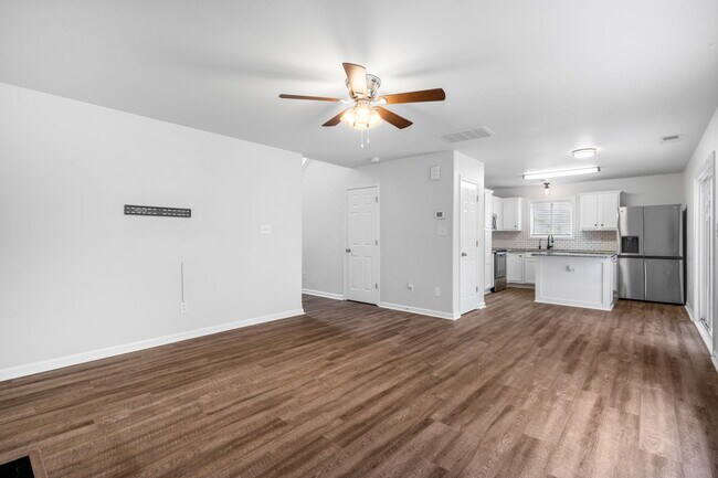 Building Photo - 10609 Spring Rain Ct