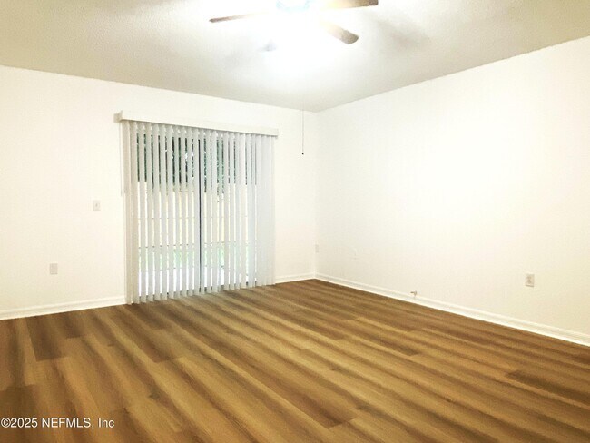 Building Photo - 11565 Whisperingbrook Ln