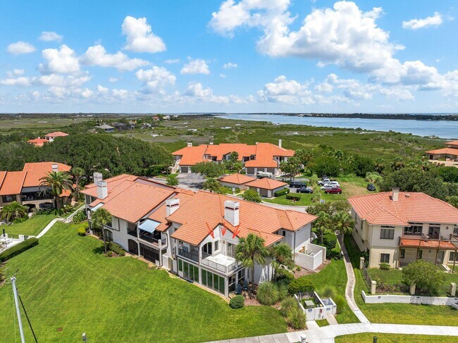 Building Photo - 3505 Harbor Dr
