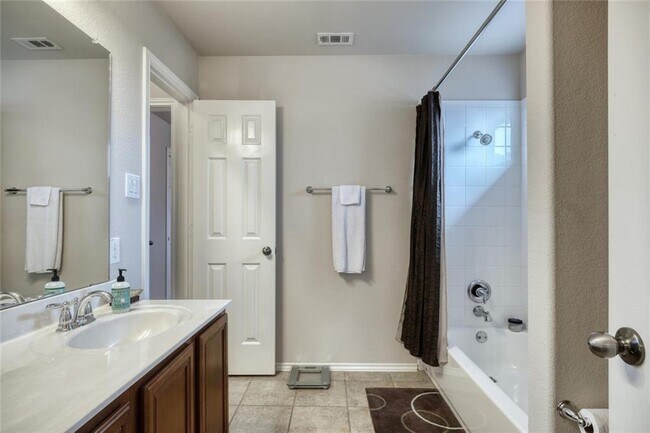 Building Photo - 13513 Sage Grouse Dr