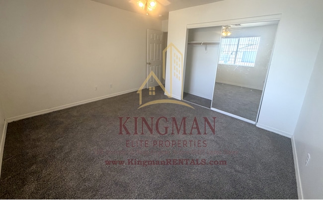 Building Photo - 1748 Club Ave