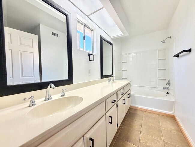 Building Photo - Recently Remodeled 3 Bedroom 2 Bathroom Corner Lot Home Move-in Ready