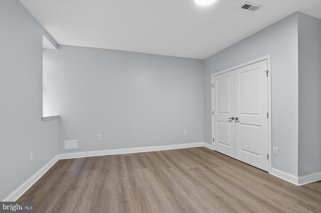 Building Photo - 523 N 11th St