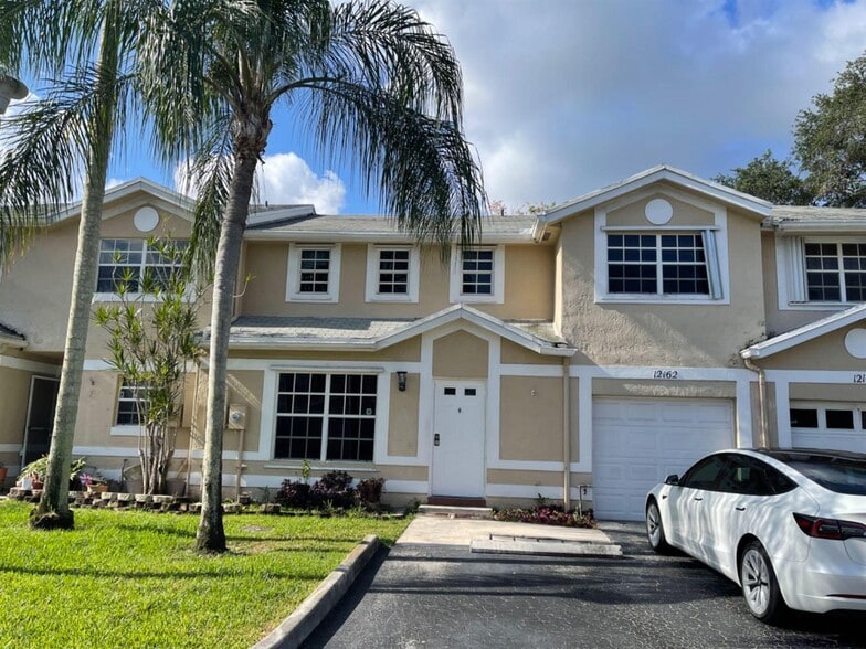 2025 SO FLO Real Estate Group 12162 SW 51st PL Cooper City - 12162 SW 51st Pl