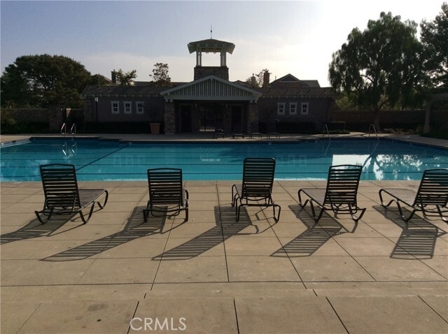 Building Photo - 1320 Sun Dial Dr