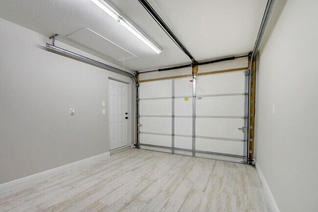 Building Photo - 1425 N Federal Hwy