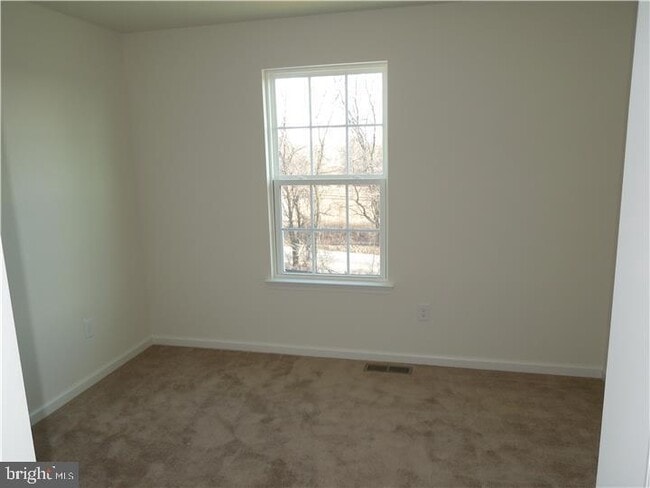 Building Photo - 1295 Madison Ln