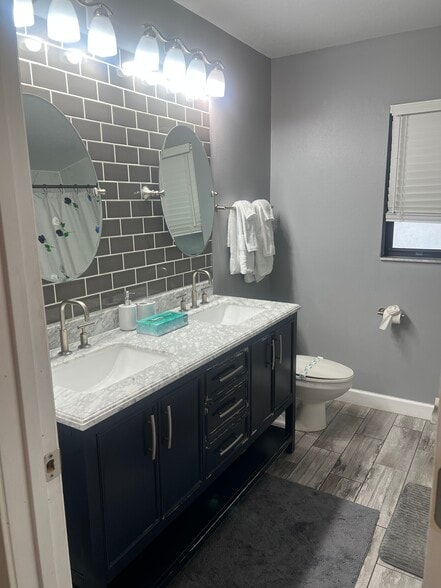 Building Photo - 1011 67th Avenue Dr W