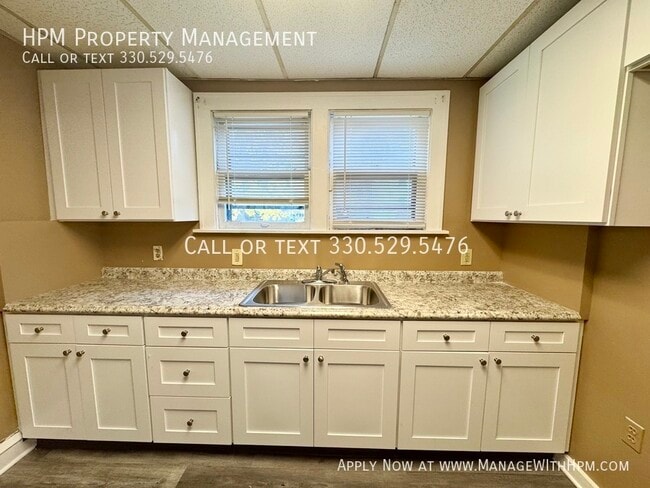 Building Photo - 1604 Yale Ave NW