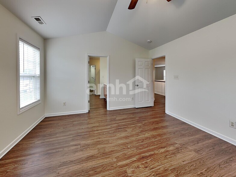 Building Photo - 12812 Walking Stick Dr
