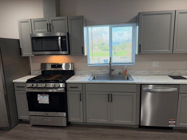 Building Photo - Updated 3 bedroom 2 bathroom house in Dexter!