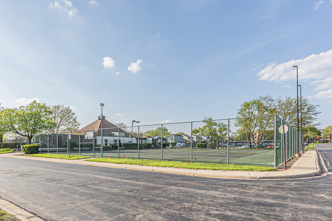 Building Photo - 1375 Rebecca Dr