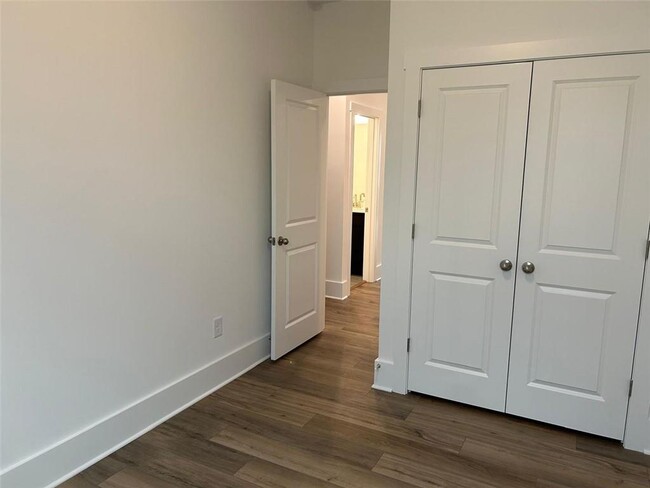 Building Photo - 1582 Driggs Dr NW