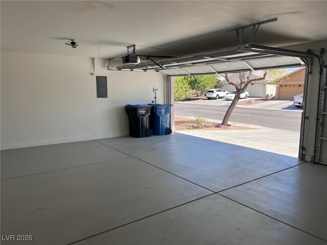 Building Photo - 5123 Topaz Sand St