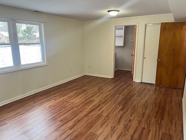 Building Photo - 1058 Carol Rd