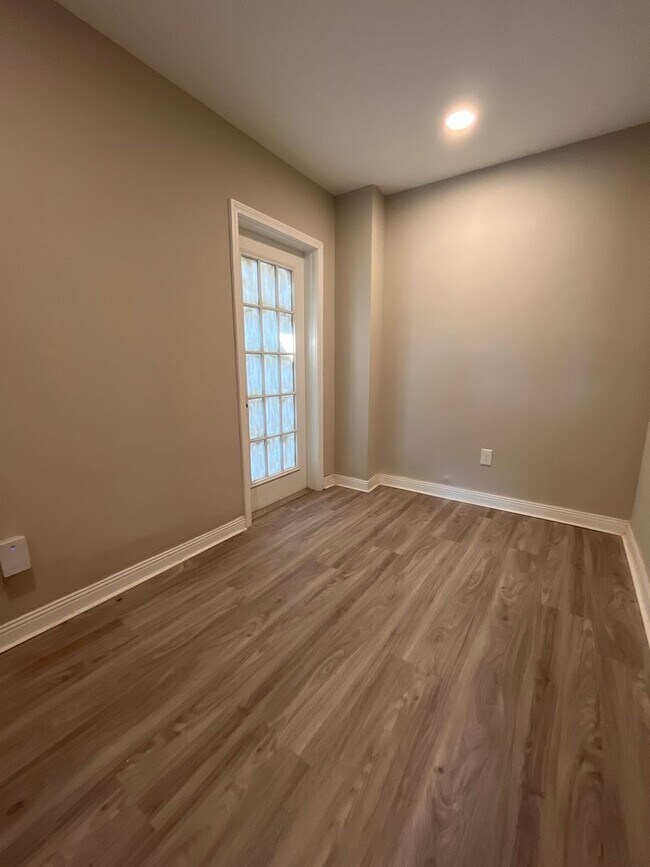 Building Photo - Ventnor Beach Lofts