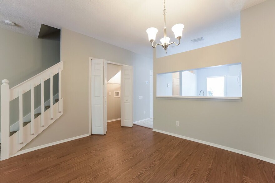 Building Photo - 5512 Carrollwood Key Dr