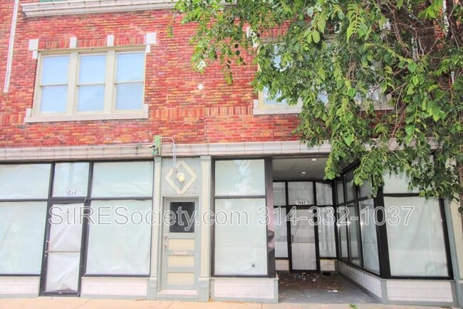 Building Photo - 7615 S Broadway St