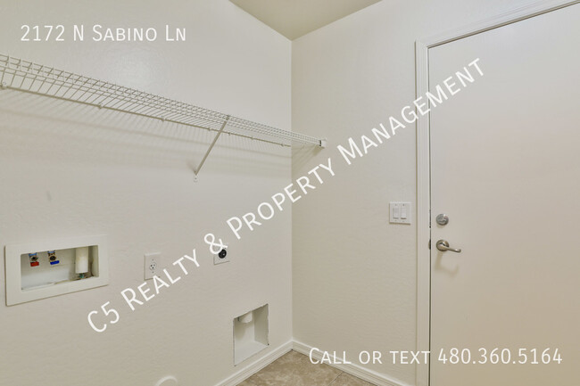 Building Photo - 2172 Sabino Ln