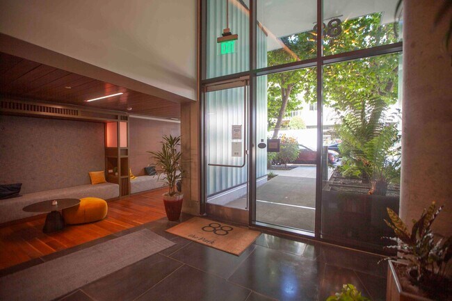 Building Photo - 2022 New Built Luxurious 2BR2BA Potrero Hi...