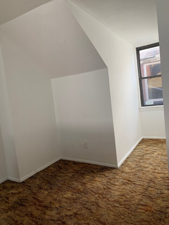 Building Photo - 4503 1/2 Corday Way