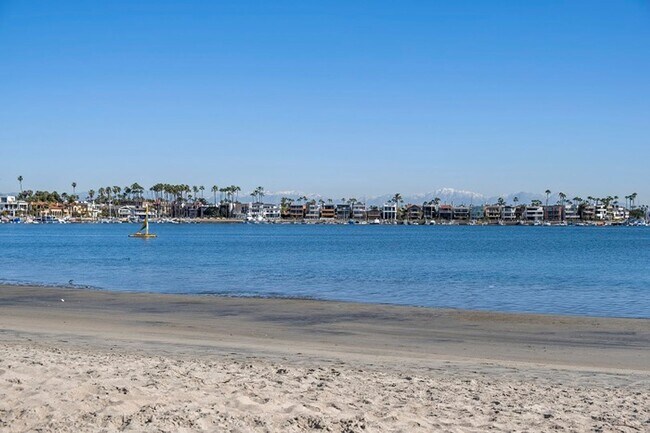 Building Photo - 6514 E Ocean Blvd