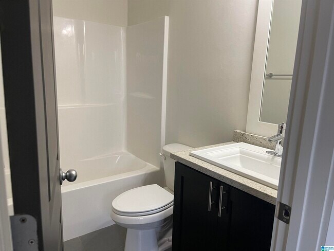 Building Photo - 504 Barristers Ct