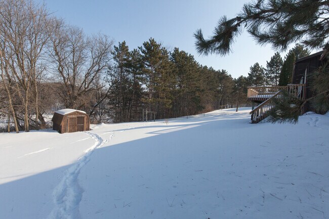 Building Photo - 965 Sherman Rd