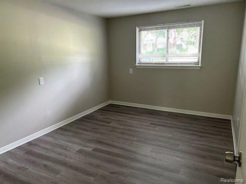 Building Photo - 3847 Normanwood Dr