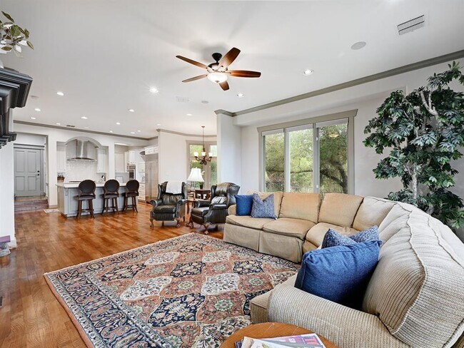 Building Photo - 2300 Barton Creek Blvd