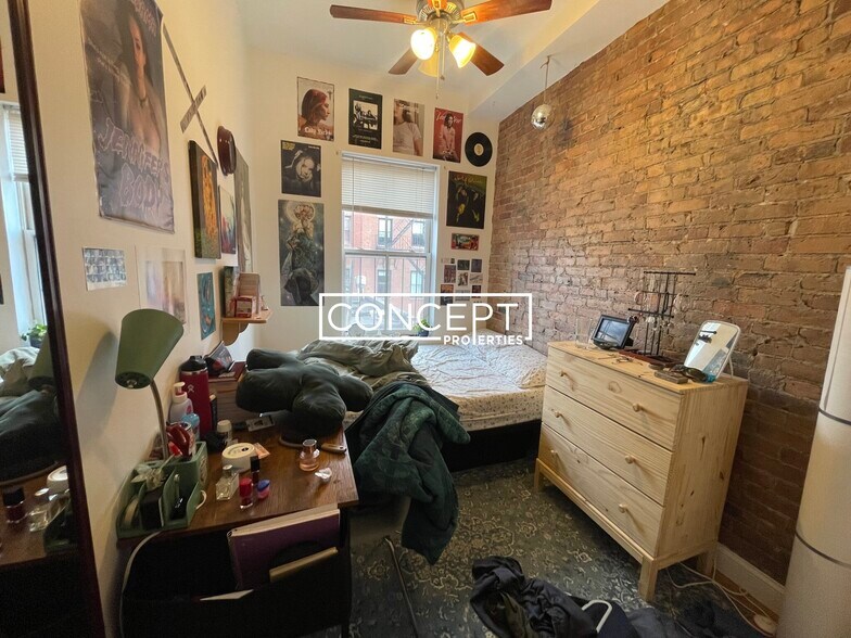 Building Photo - 241 Northampton St