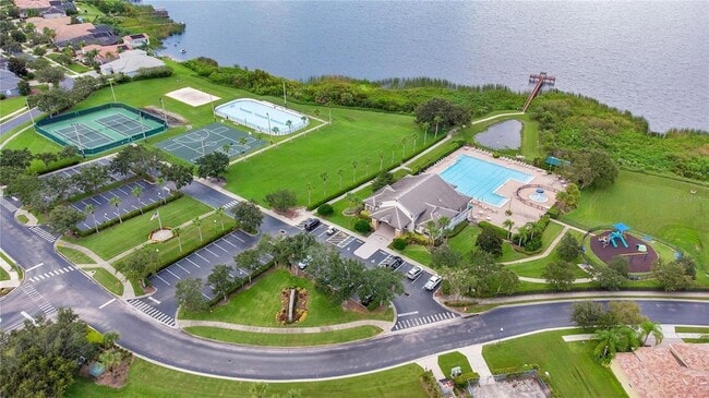 Building Photo - 15049 Spinnaker Cove Ln