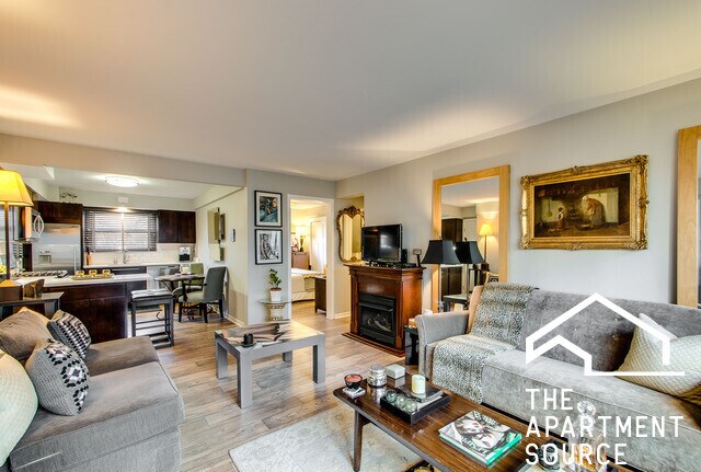 Primary Photo - 1319 W Sherwin Ave