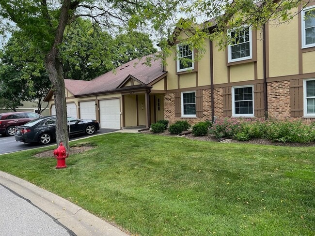 Building Photo - 1047 Auburn Ln