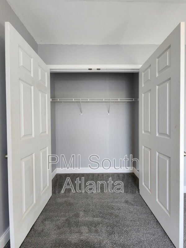 Building Photo - 2085 Winding Crossing Trail