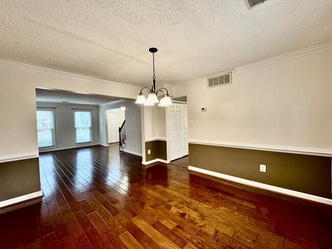 Building Photo - Golf Course Lot!! 4-Bedroom Home in Cypress Point!! Fenced Backyard & Dog Friendly!