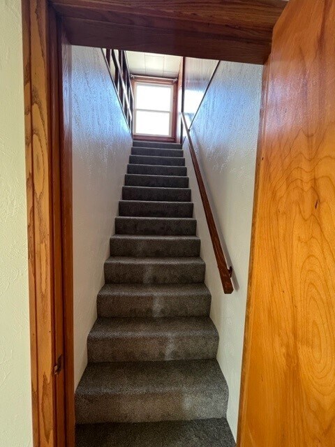 Building Photo - 308 40th St