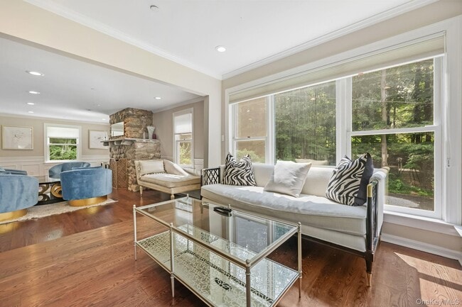 Building Photo - 777 Armonk Rd