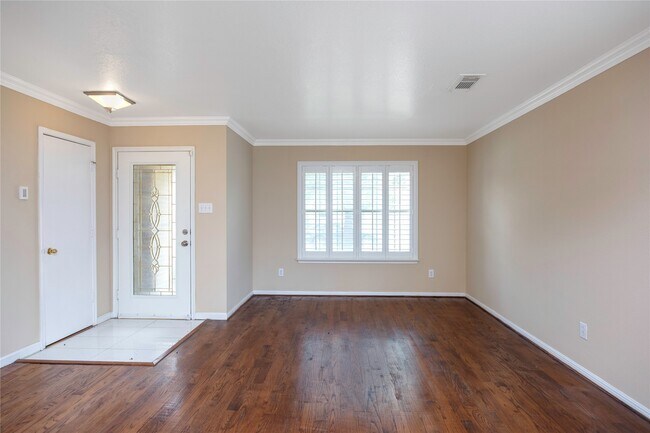 Building Photo - 1207 Bartlett Cove Dr