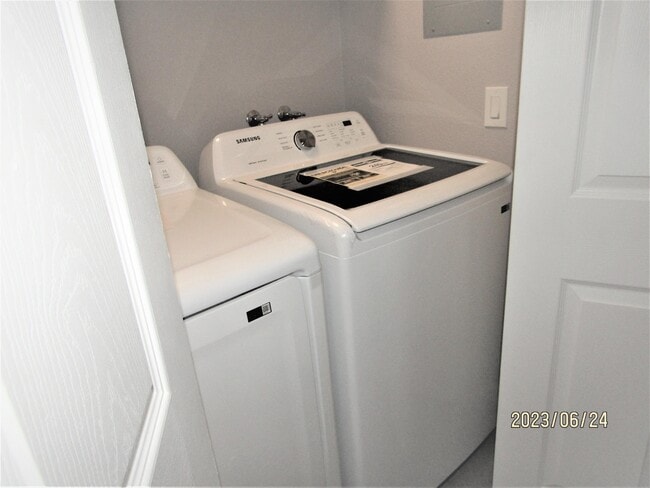 Building Photo - 82170 Cochran Dr