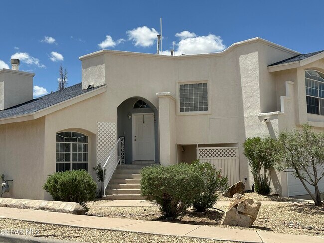 Building Photo - 1340 James Cravens Ct