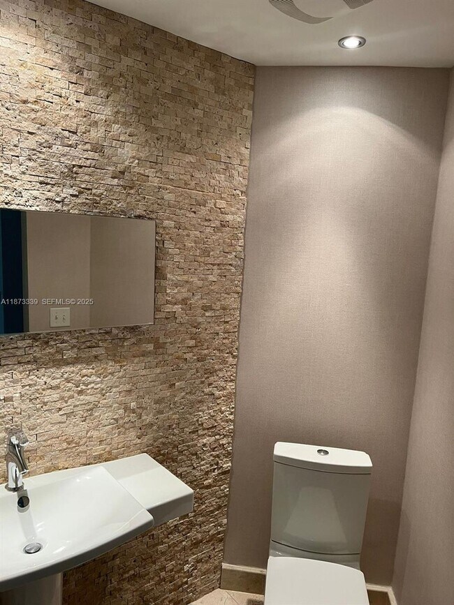 Building Photo - 3131 NE 188th St