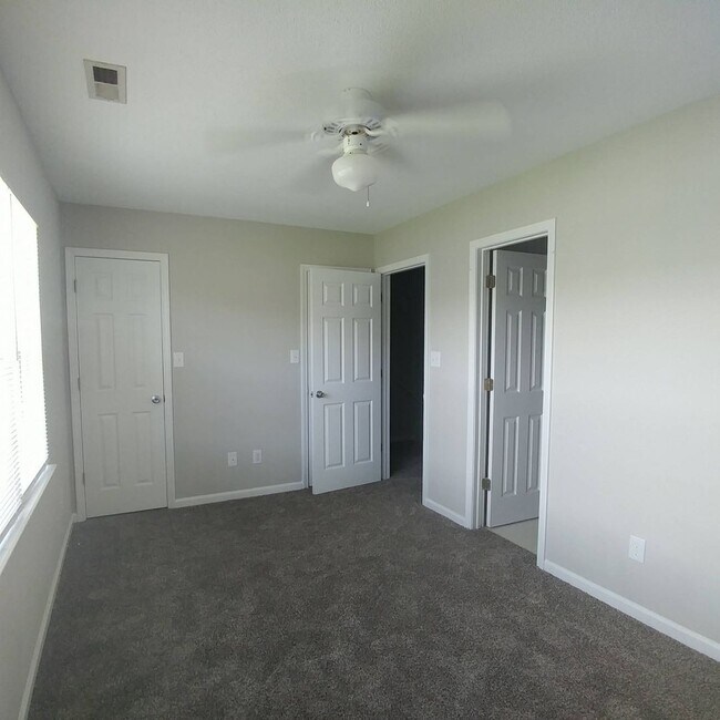 Building Photo - Townhome in Swansboro with 2 Master Suites + Community Pool. Showings Available!