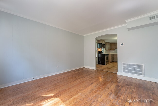 Building Photo - 3108 N St Louis Ave