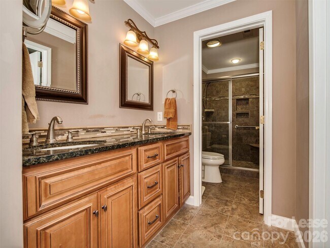 Building Photo - 18521 Harborside Dr
