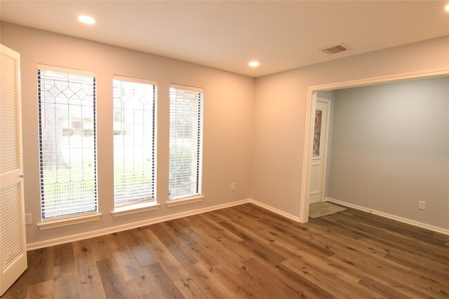 Building Photo - 12511 Ella Lee Ln