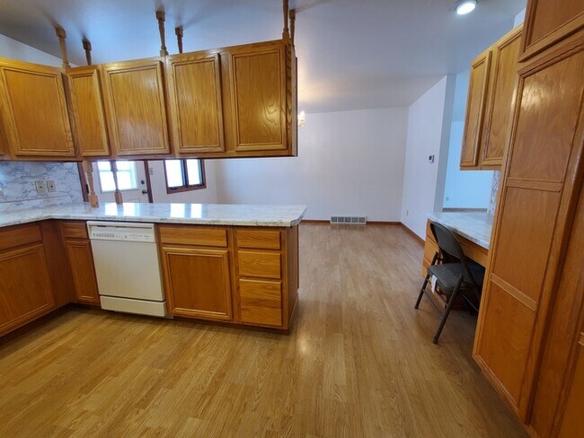Building Photo - 3579 27th St NE