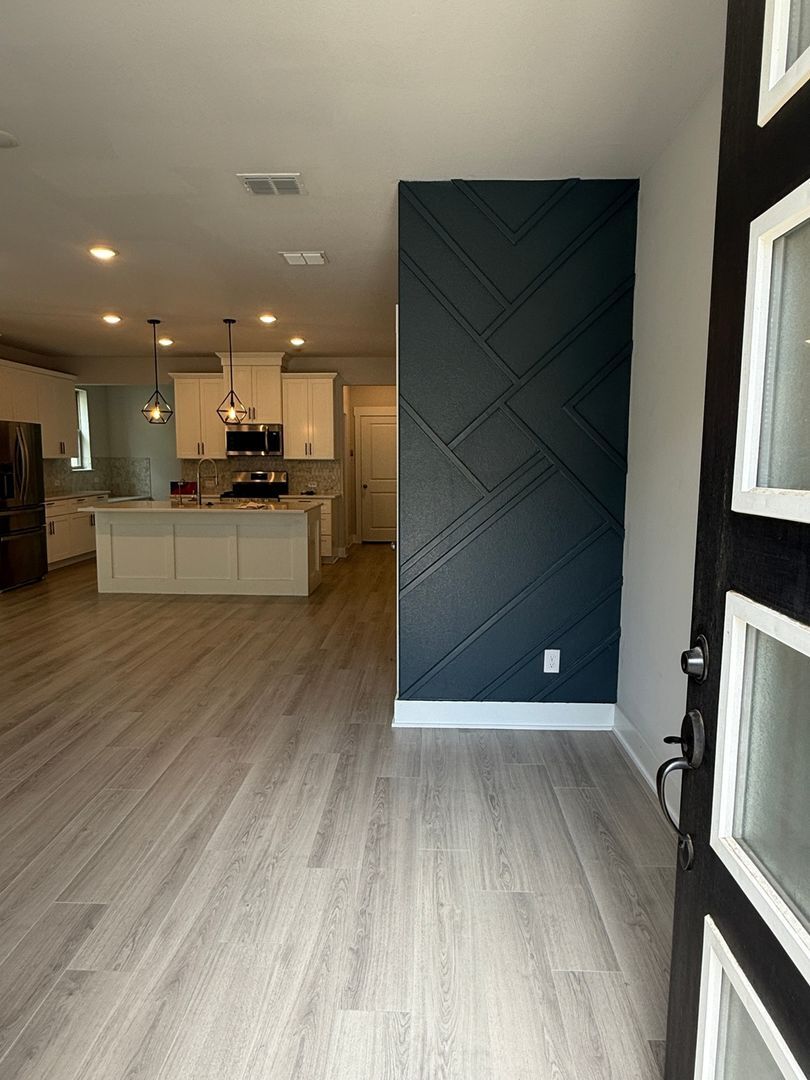Building Photo - 813 Crystal Oak Ln
